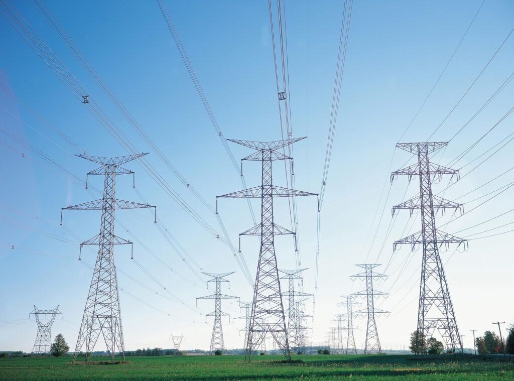 Linhas de transmissão de energia elétrica na cidade de Toronto (Canadá)